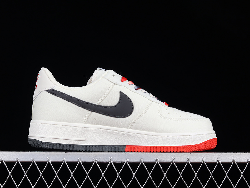 Air Force 1 Low 07 Chicago White/Black/Red 15