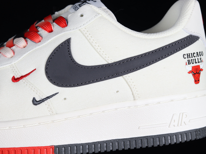 Air Force 1 Low 07 Chicago White/Black/Red 23