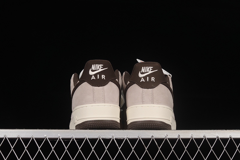 Nike Air Force 1 '07 Low Dark Mocha/Dark Mocha/Dark Mocha 31