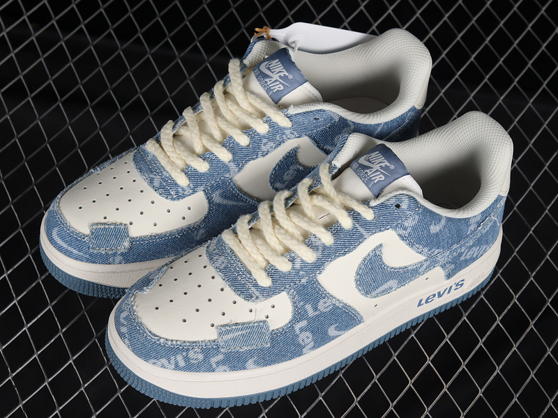 Levi's X Air Force 1 Low 07 White/Blue/White 11