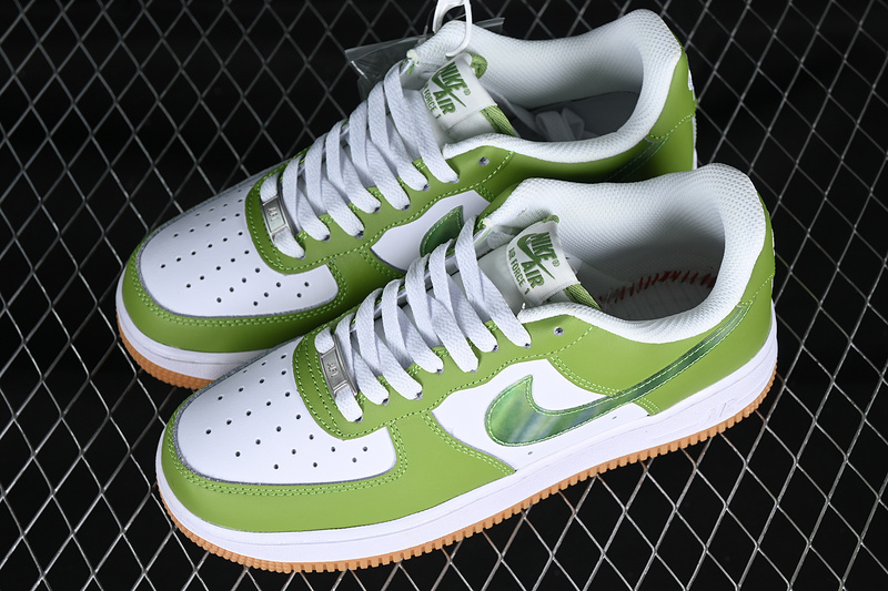 Nike Air Force 1 '07 Low Green/Wjite 15