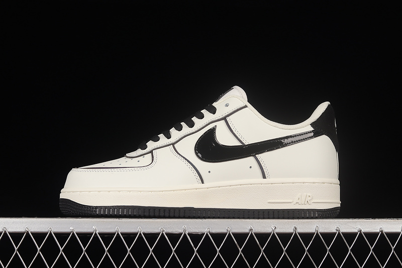 Nike Air Force 1 '07 Low Beige/Black/Beige 13