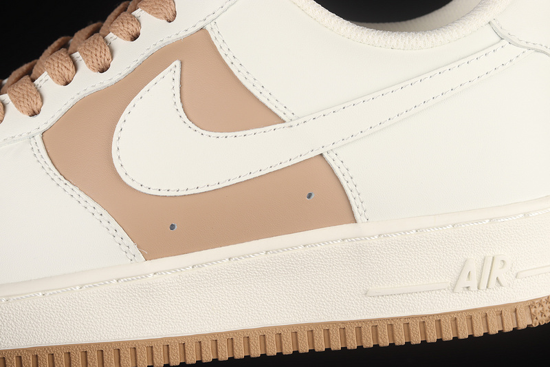 Air Force 1 Low 07 Cream White/Light Coffee/White 17