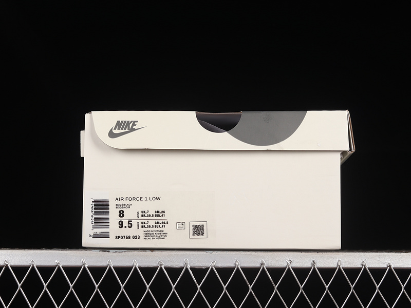 Nike Air Force 1 '07 Low Black/Off White 17