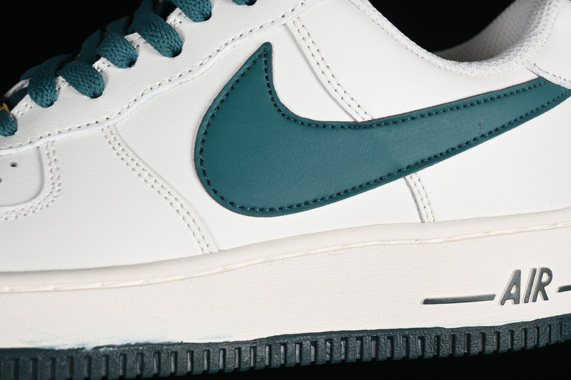 Air Force 1 Low Green/White 25