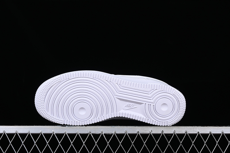 Fragment Design X Nike Air Force 1 '07 Low White/Gold 29