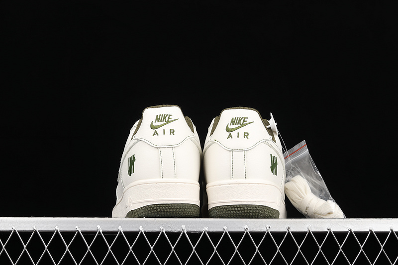 Air Force 1 Low X Undefeated White/White/Dark Green 11