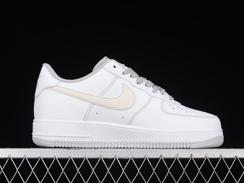 Air Force 1 Low 07 White/Light Grey/Beige 31