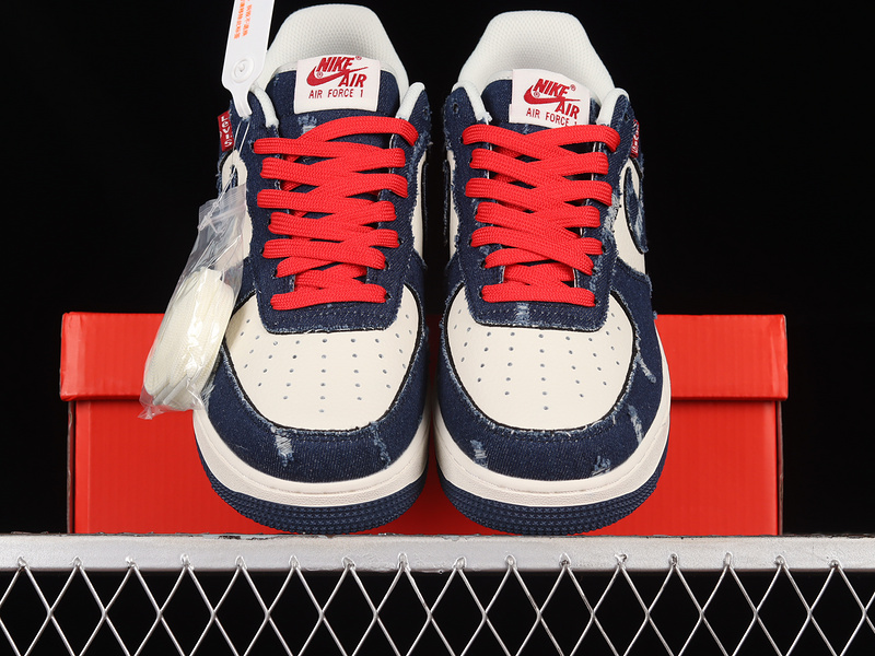 Levi S Nike Air Force 1 '07 Low Navy Blue/Off White 7