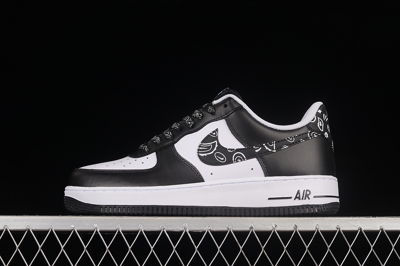 Nike Air Force 1 '07 Low Black/Black/White 9