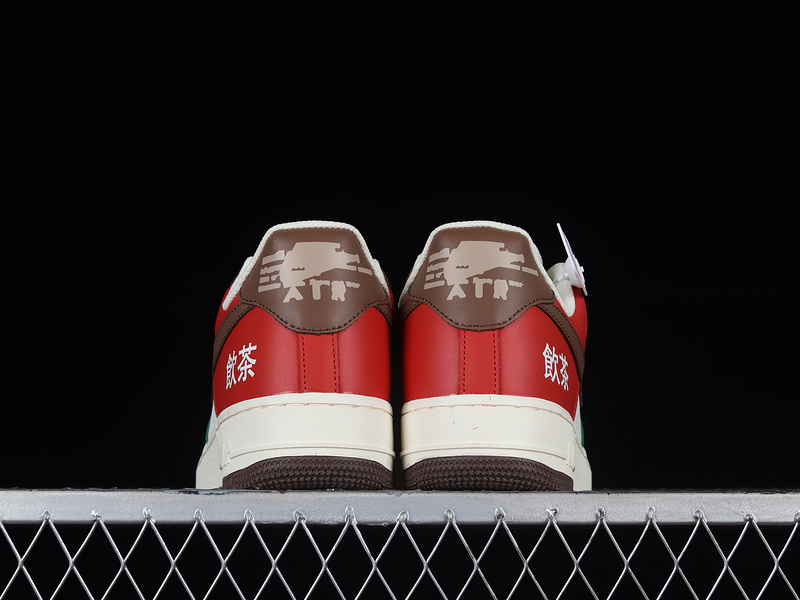 Nike Air Force 1 '07 Low White/Brown/Red/Green 25