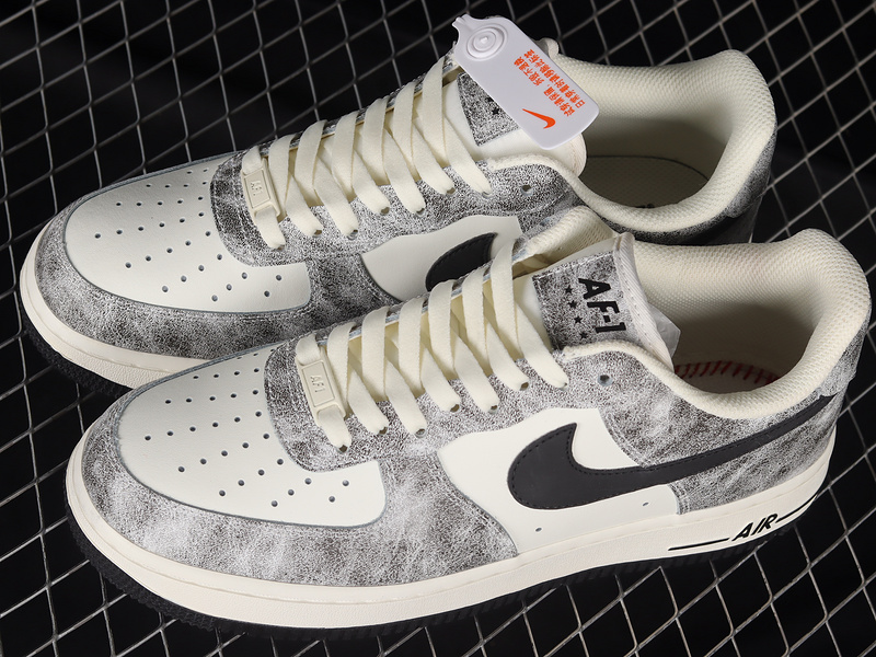 Air Force 1 Low 07 White/Black/Grey 27