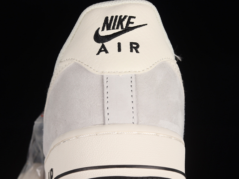 Air Force 1 Low 07 Light Grey/Beige/Black 11