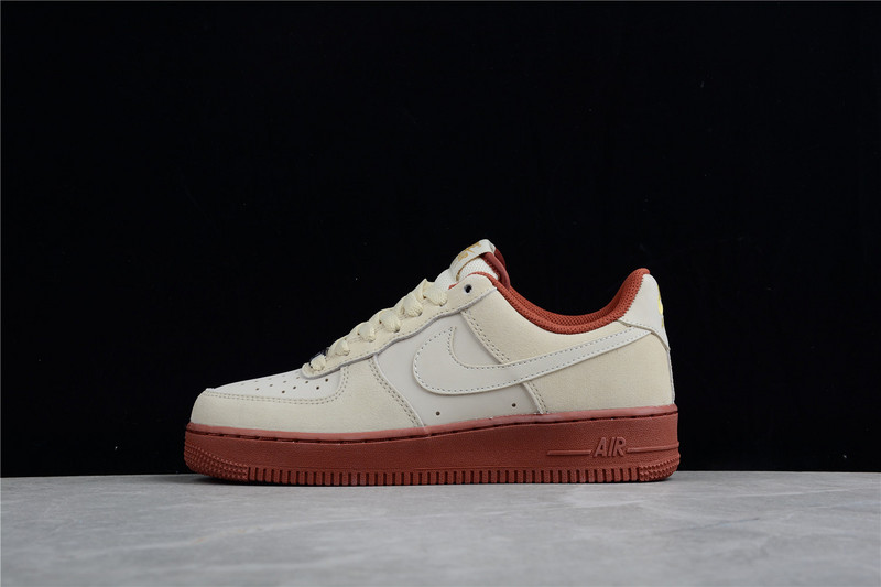 Nike Air Force 1 '07 Low Se Beige/White/Brown-Gold 19