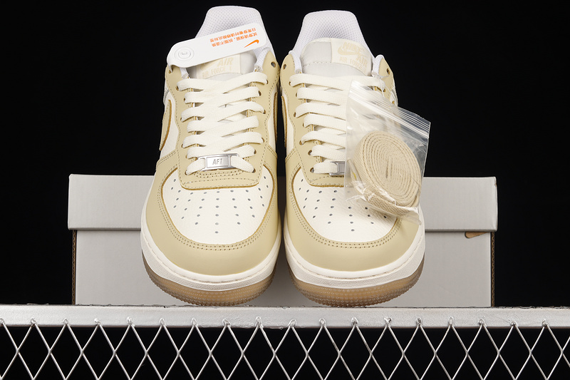 Air Force 1 Low 07 Lemon/White/White 3