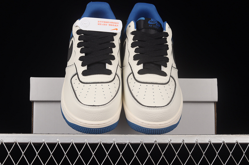 Air Force 1 Low Daredevil White/Royal Blue/Black 11