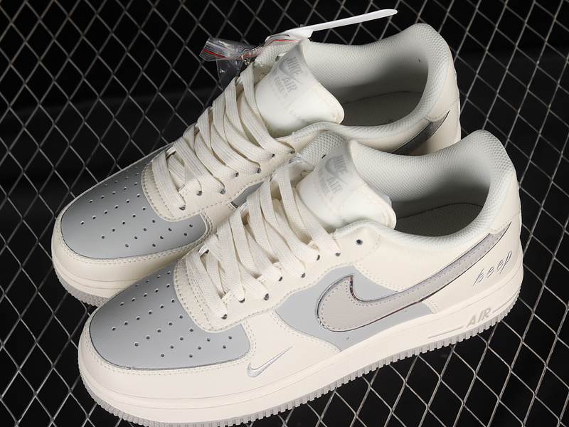 Air Force 1 Low Beige/Grey Silver 29