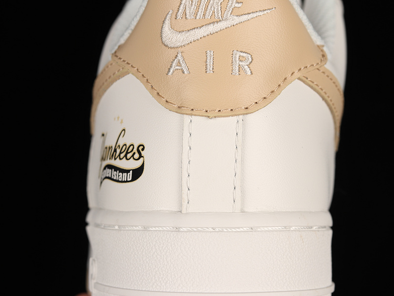 Air Force 1 Low 07 White/White/Light Khaki 3