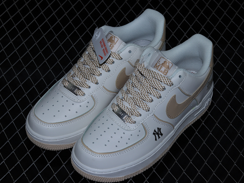 Air Force 1 Low 07 White/White/Light Khaki 5