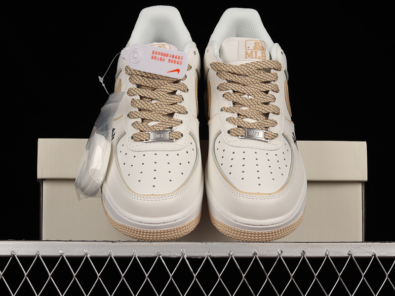 Air Force 1 Low 07 White/White/Light Khaki 9