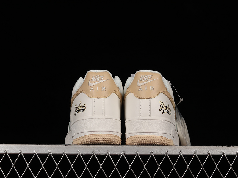 Air Force 1 Low 07 White/White/Light Khaki 25