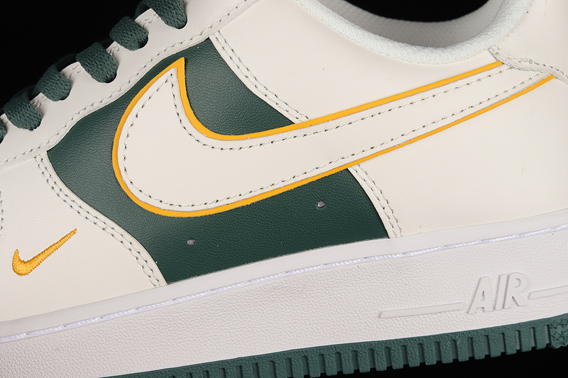 Air Force 1 Low 07 White/Green/Gold 17