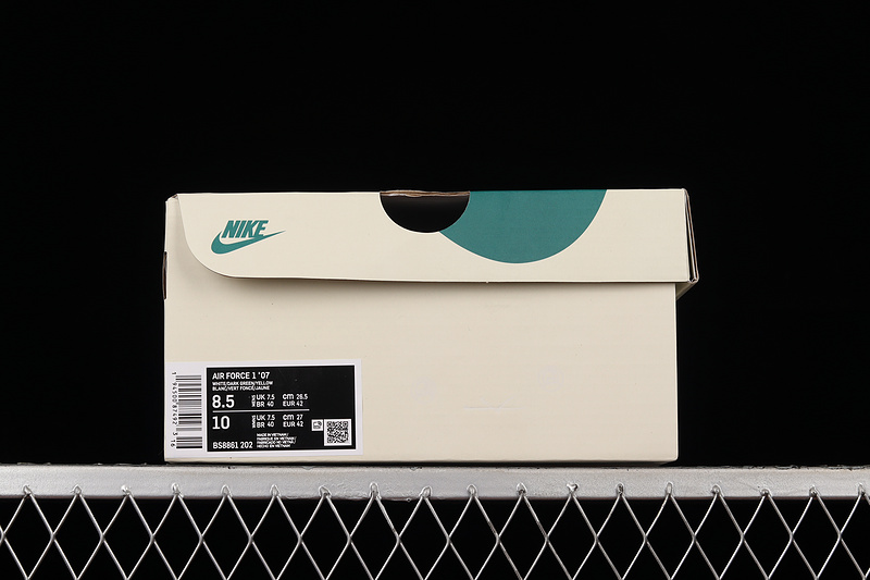 Air Force 1 Low 07 White/Green/Gold 25