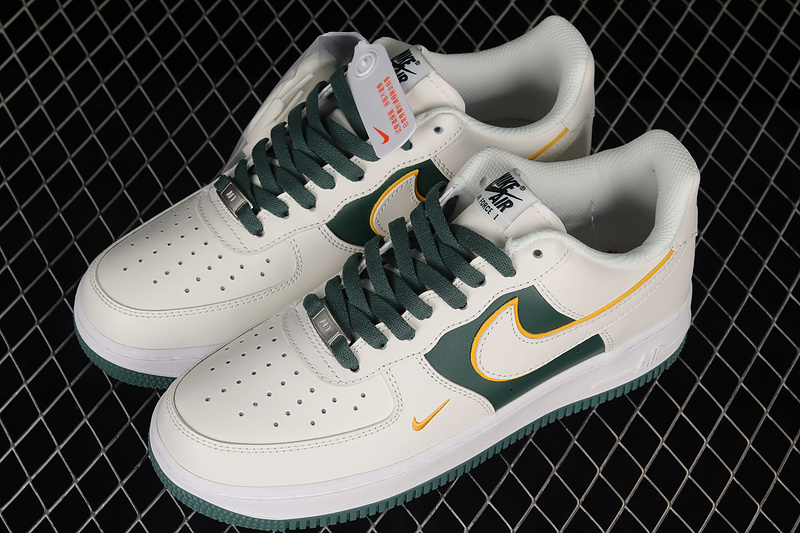 Air Force 1 Low 07 White/Green/Gold 27