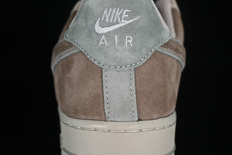 Nike Air Force 1 '07 Low Hot Dog Grey/Brown 15