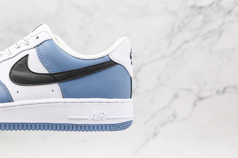 Air Force 1 Low 07 White/Blue/Black 17