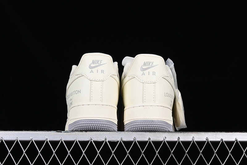 Nike Air Force 1 '07 Low Grey/Beige 9