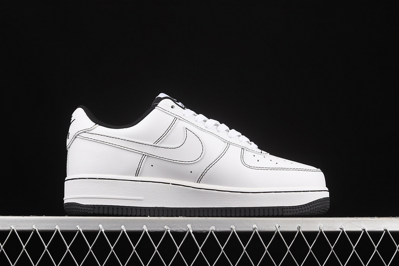 Air Force 1 Low 07 Contrast Stitch White/Black/White 27