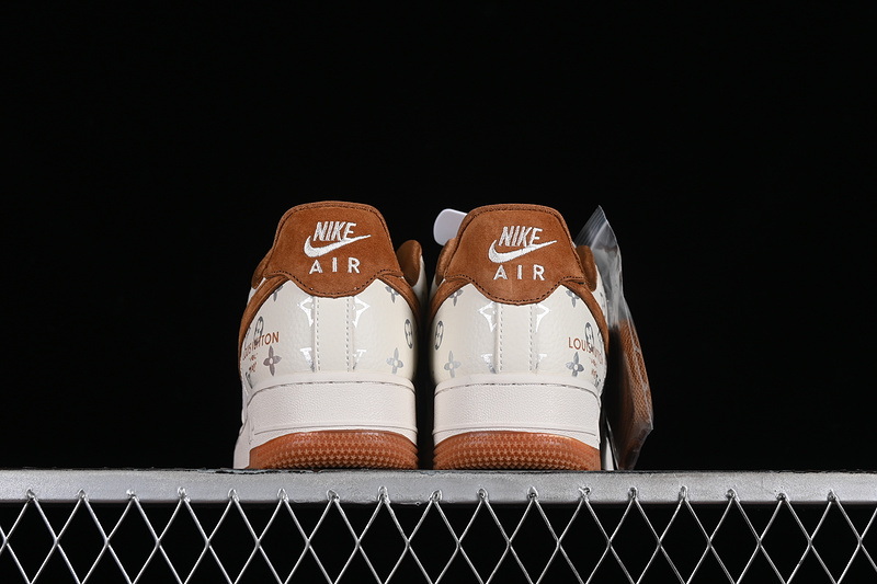 Nike Air Force 1 '07 Low L*V White/Grey/Brown 19