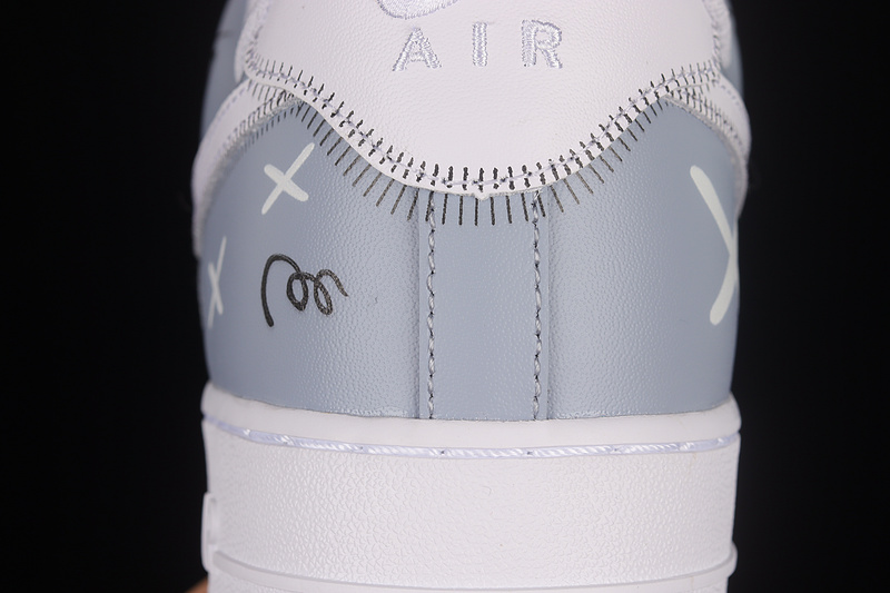 Nike Air Force 1 '07 Low X Kaws White/White/Light Blue 11