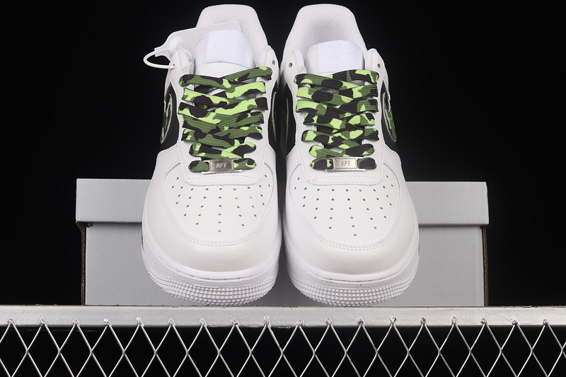 Air Force 1 Low 07 Lx White/Black/Camo 11