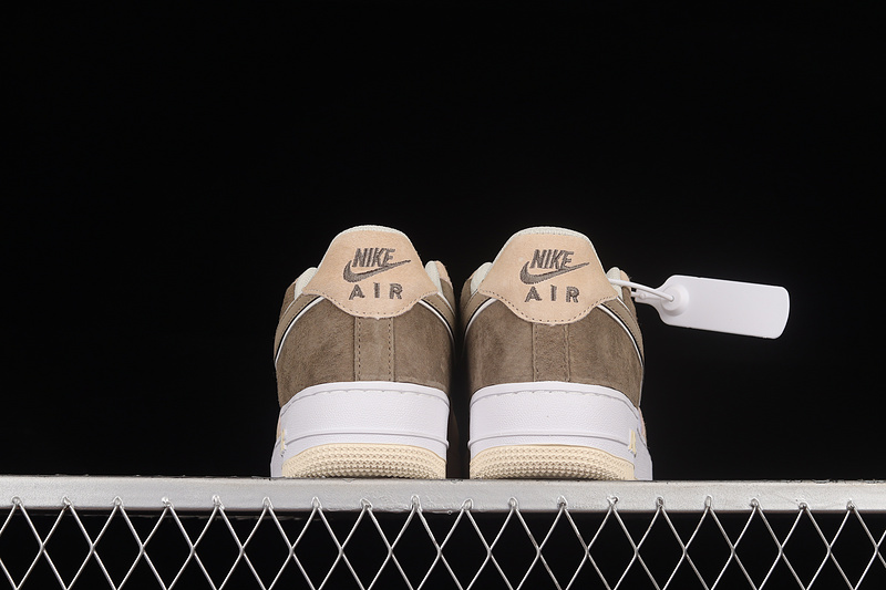 Nike Air Force 1 '07 Low Brown/White/Pink 17