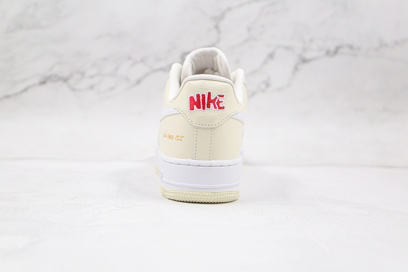 Air Force 1 Low 07 Premium Popcorn Coconut Milk/White/University Red 11