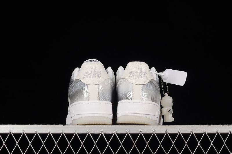 Air Force 1 Low 07 Ess White/White/Liquid Silver 21