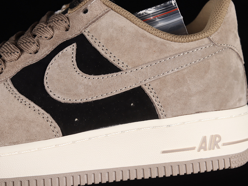 Akira X Air Force 1 Low 07 Brown/Black/Beige 23