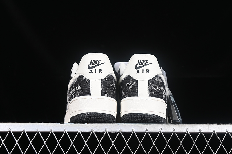 Nike Air Force 1 '07 Low L*V White/Grey/Black 17