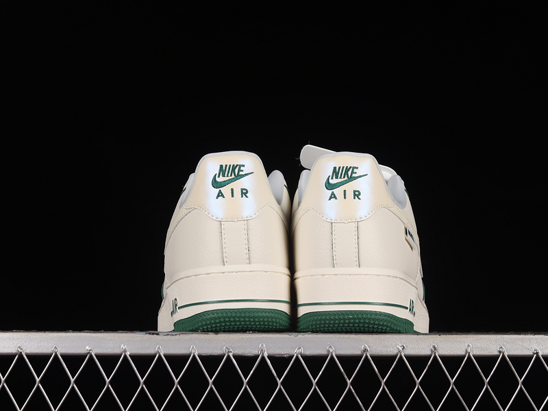 Nike Air Force 1 '07 Low Beige/Green 31