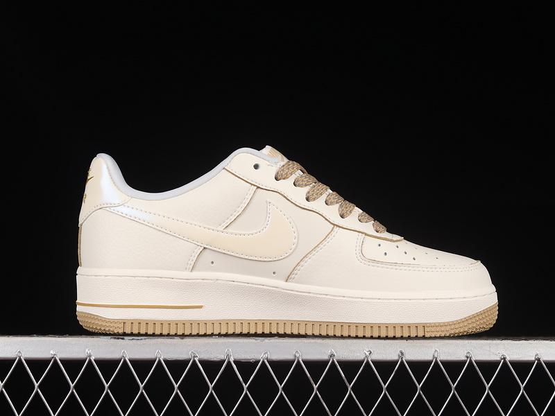 Nike Air Force 1 '07 Low Brown/Off White 17