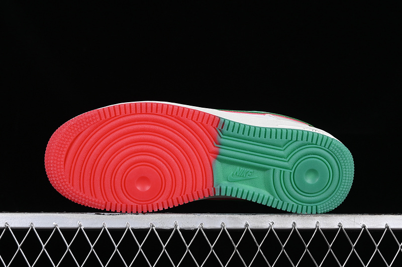 Nike Air Force 1 '07 Low Un White/Green/Red 27