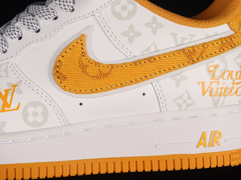 Air Force 1 Low 07 White/Light Grey/Orange 7