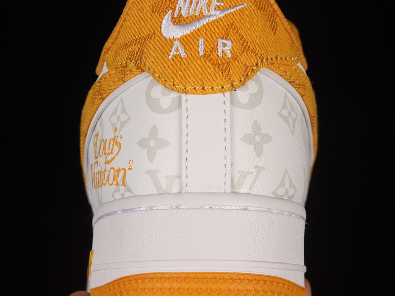 Air Force 1 Low 07 White/Light Grey/Orange 17