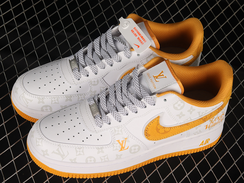 Air Force 1 Low 07 White/Light Grey/Orange 29