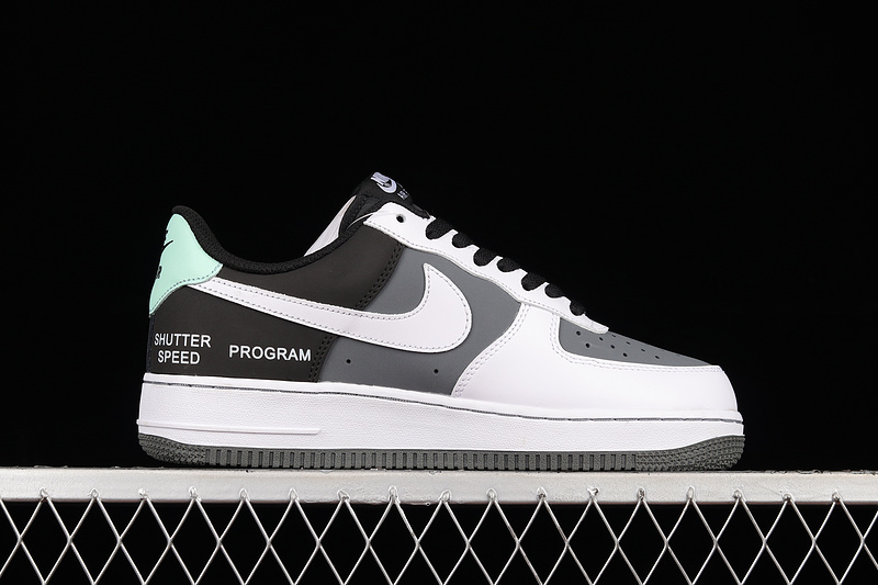 Air Force 1 Low 07 Camcorder Black/Grey-White 29