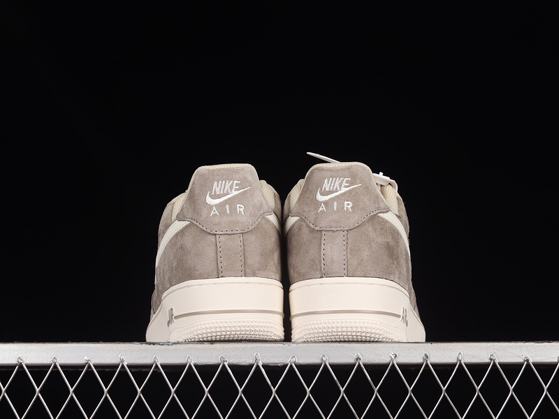 Nike Air Force 1 '07 Low Dark Grey/White/Light Grey 27