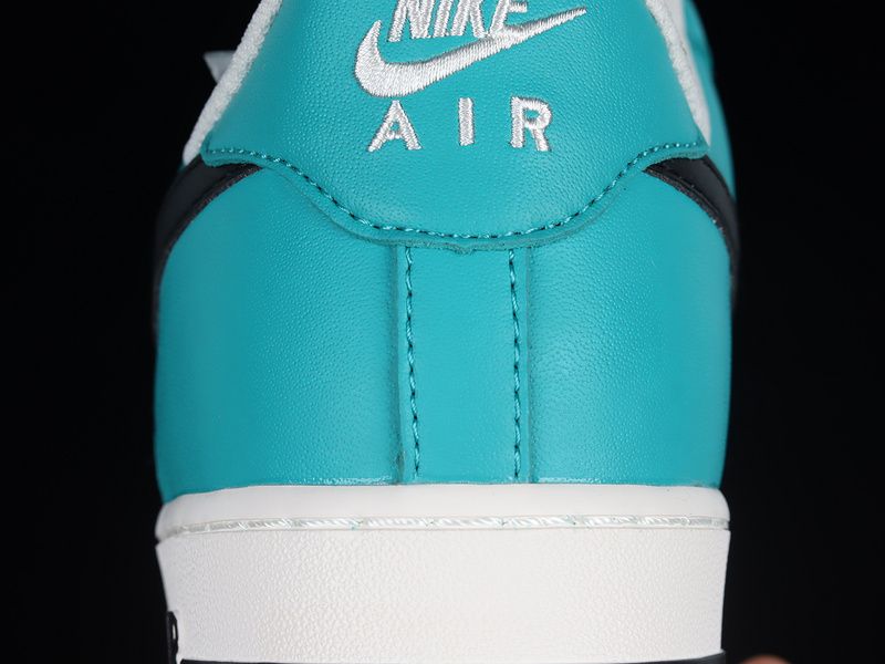 Air Force 1 Low 07 Su19 White/Black/Green 9