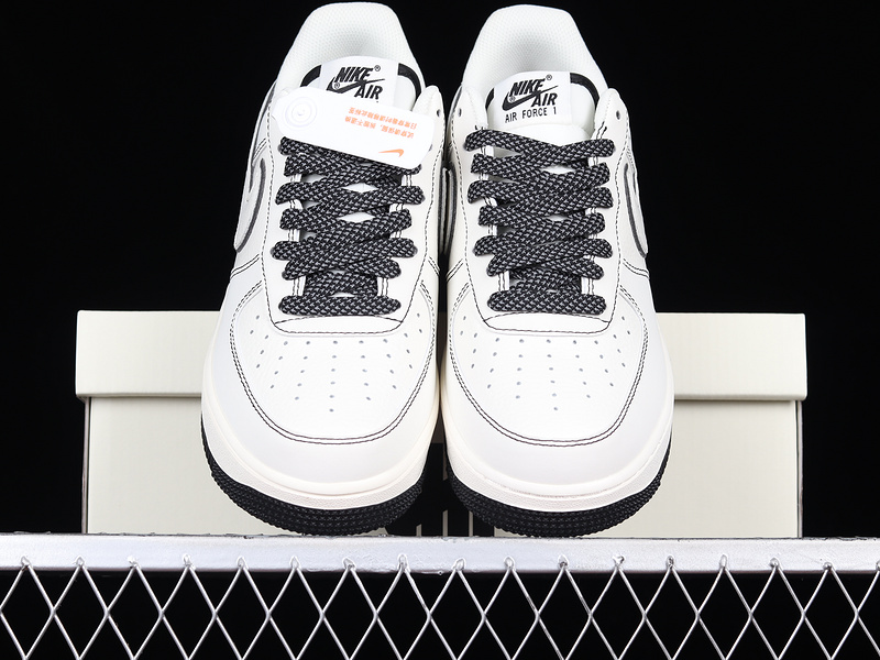 Air Force 1 Low 07 X Undefeated White/White/Black 31